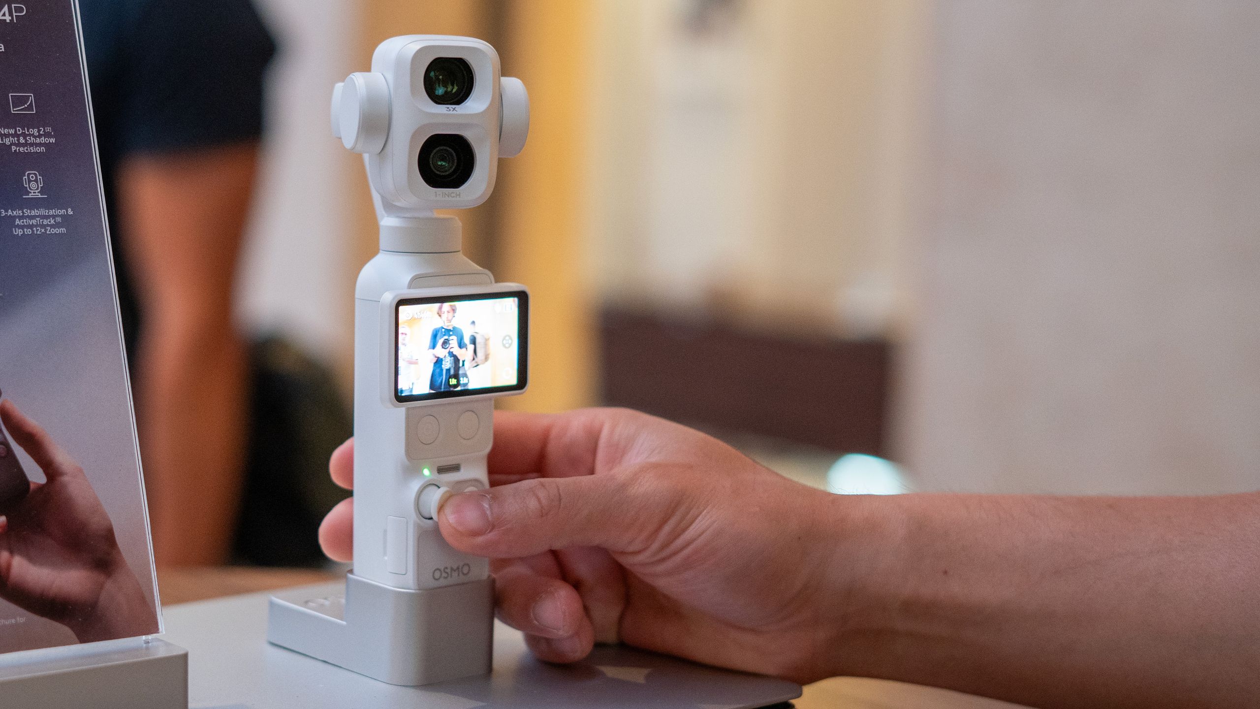 Hướng dẫn mua DJI Osmo Pocket 4P: giá, nơi bán và tính khả dụng