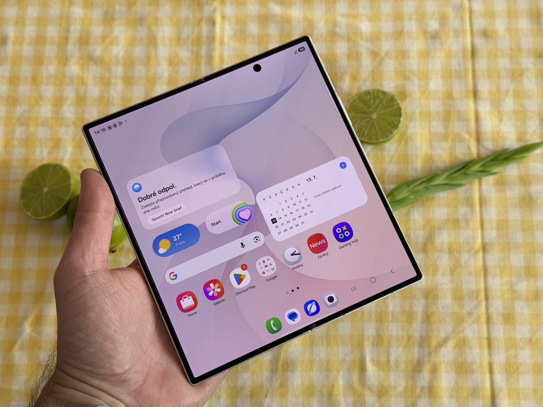 Điện thoại gập Samsung: cú bứt phá 30% liệu có bền vững?