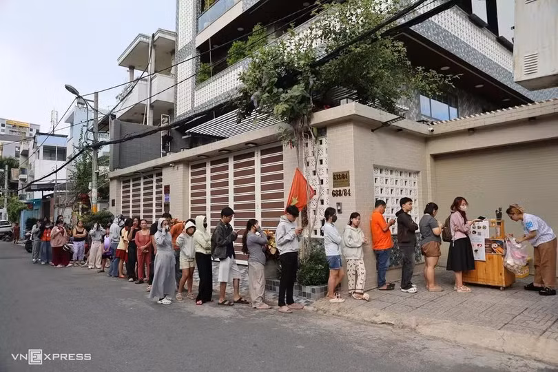 Từ cơm tấm Tri Tôn đến ẩm thực viral TikTok: Khi quán bình dân hóa hiện tượng