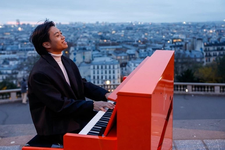 Nghệ sĩ piano gốc Việt Vân Toàn: Từ ga tàu Paris đến sân khấu quốc tế