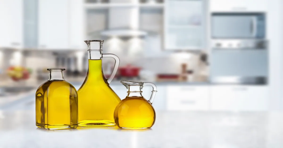 5 sai lầm bảo quản dầu ăn khiến dầu nhanh ôi thiu