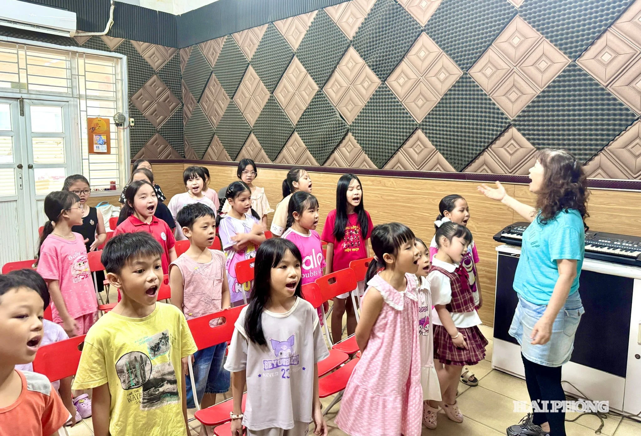 Phong trào học thanh nhạc: từ lớp miễn phí đến kết nối cộng đồng