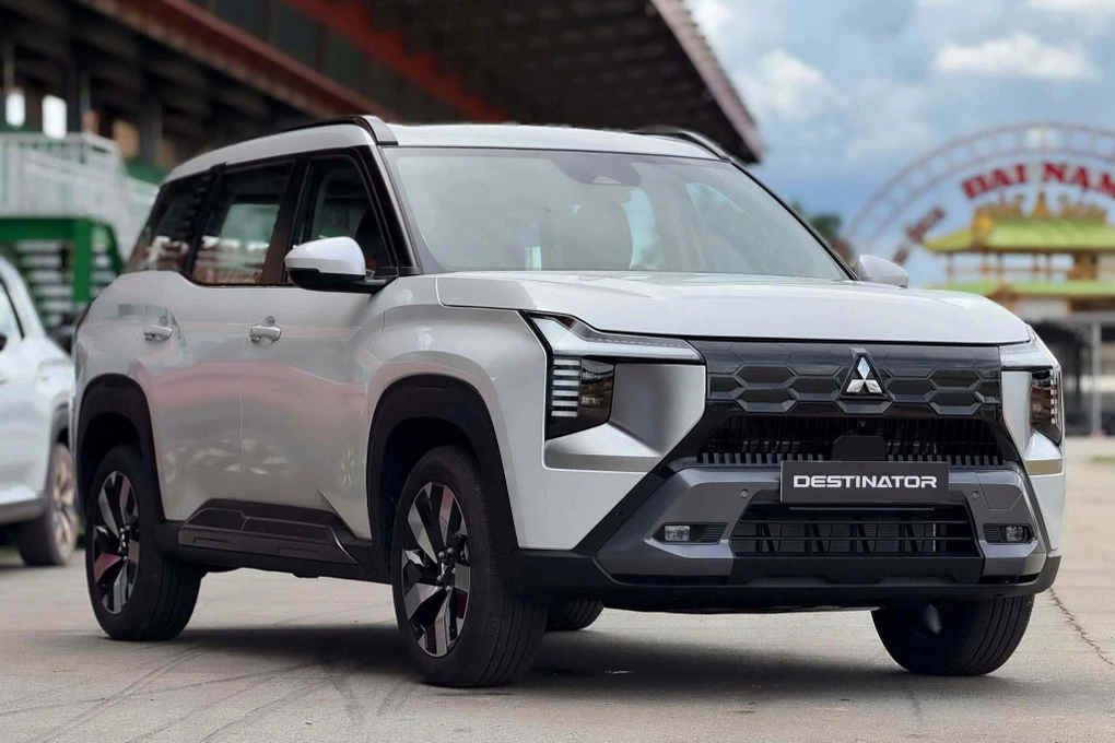 Mitsubishi Destinator giảm 80 triệu: Có đủ lực đấu CX-5 và Tucson?