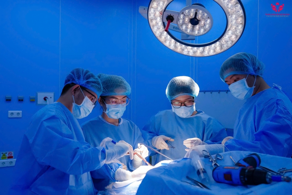 Chóng mặt và té ngã ở người cao tuổi: Đừng đổ lỗi cho tuổi già