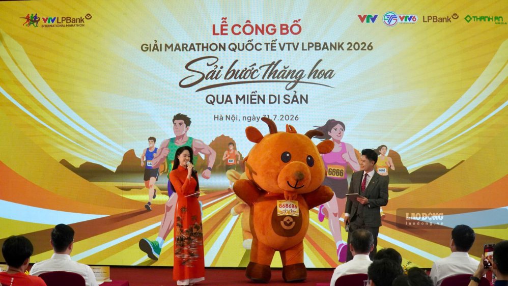 Marathon Vân Long trên đường chạy di sản Ninh Bình