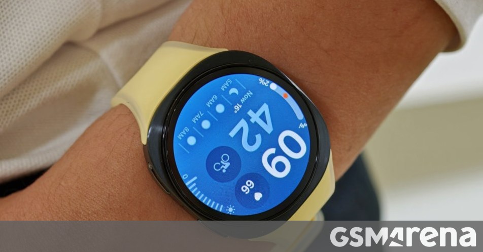 Samsung’s Budget Smartwatch Ditches Wear OS for Battery First