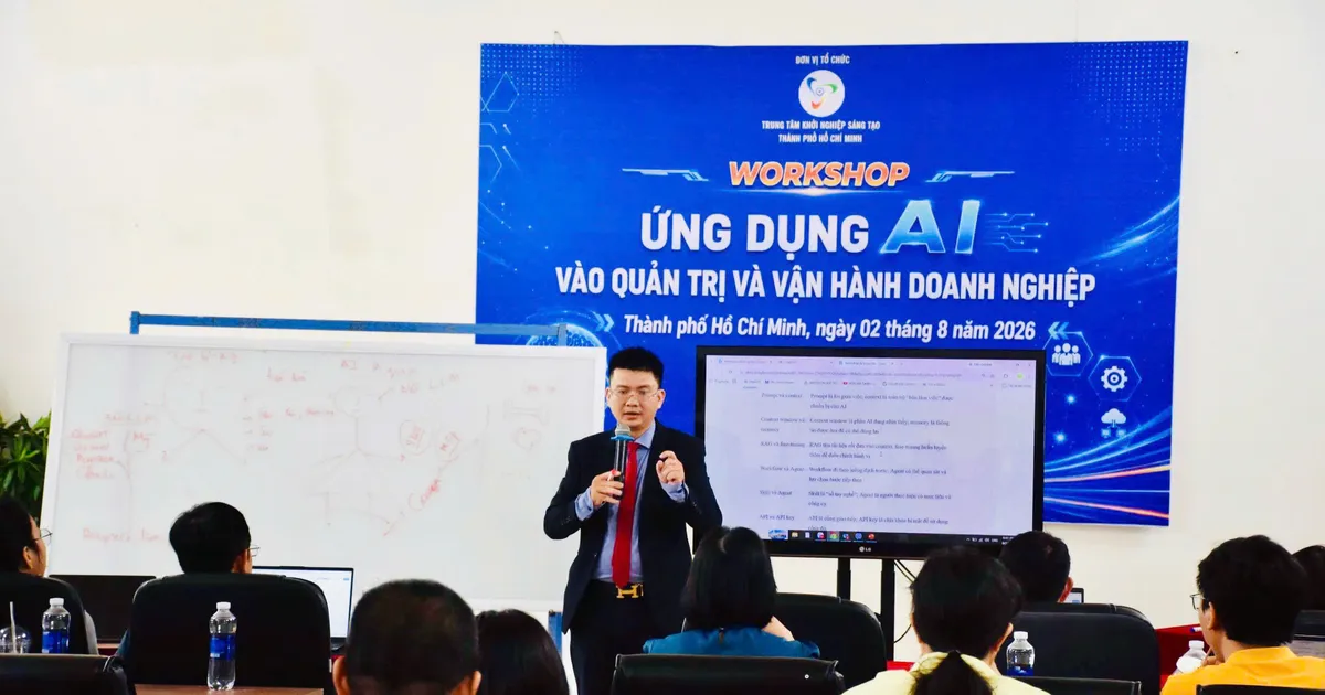 Làn sóng AI buộc người lao động phải học kỹ năng mới để giữ việc làm