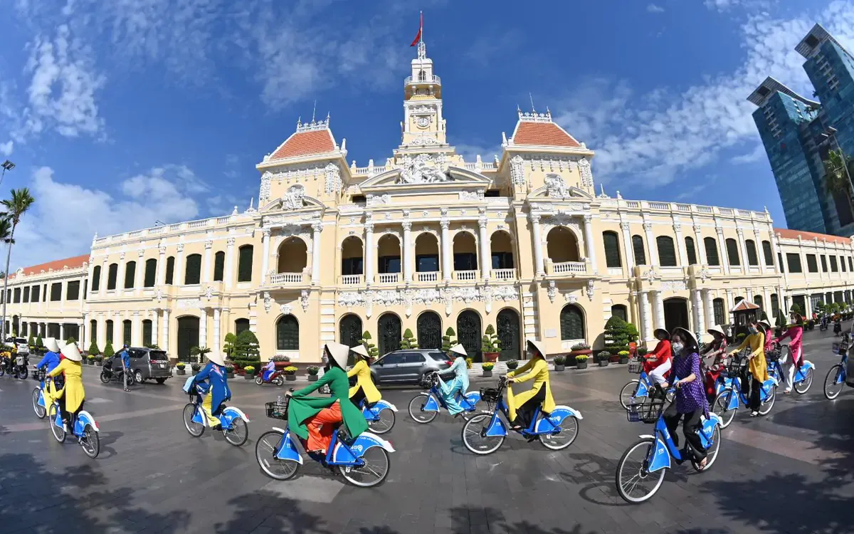 Từ làng nghề đến điểm đến: Vạn Phúc và hướng đi mới của du lịch di sản Việt Nam