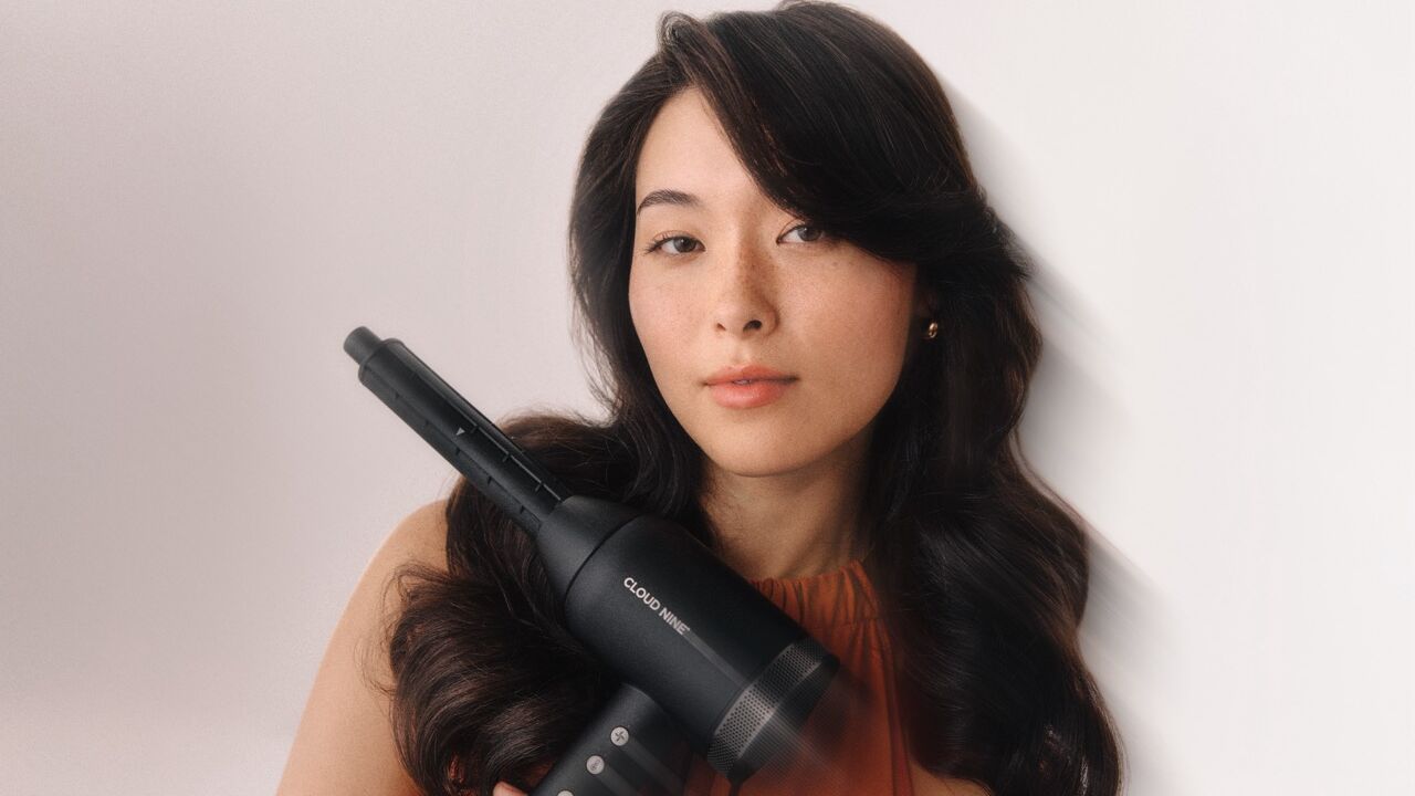 Next-Gen Hair Dryers With Adaptive Heat: Do They Really Speed Up Styling?