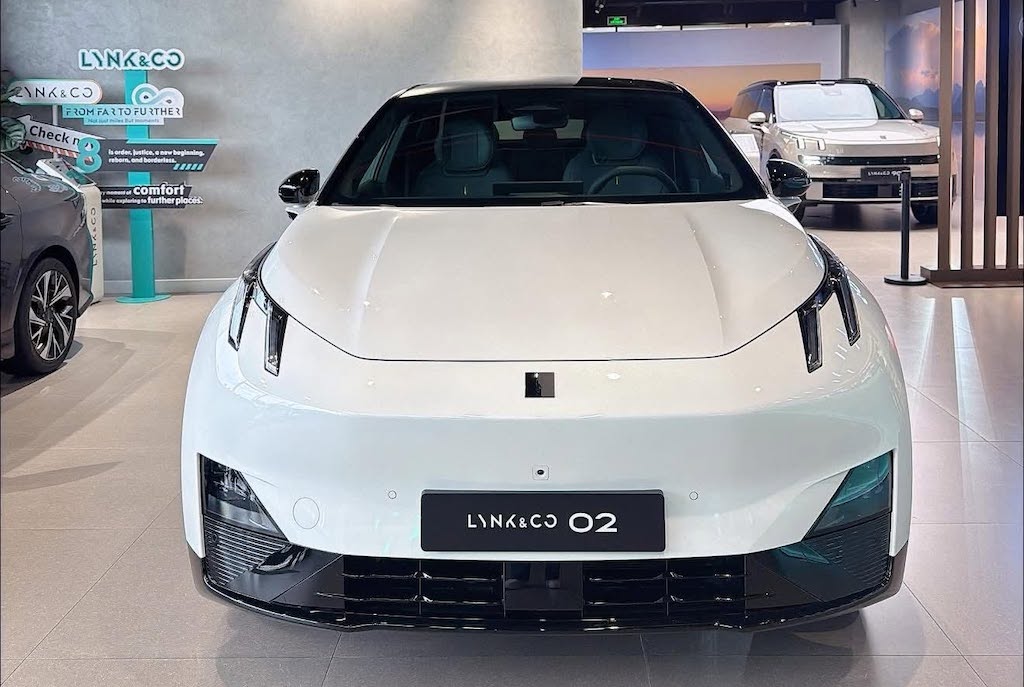 Lynk & Co 02 điện và 03 sedan: cú bắt nhịp táo bạo với thị trường Việt Nam