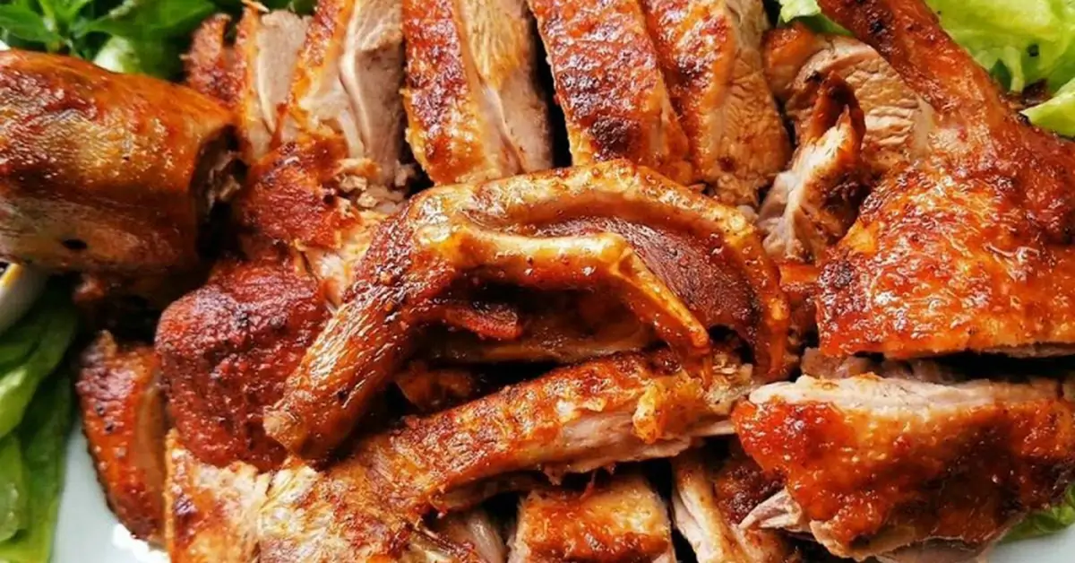 Mùa hè nên ăn gì thay thịt lợn để nhẹ bụng mà vẫn đủ đạm?