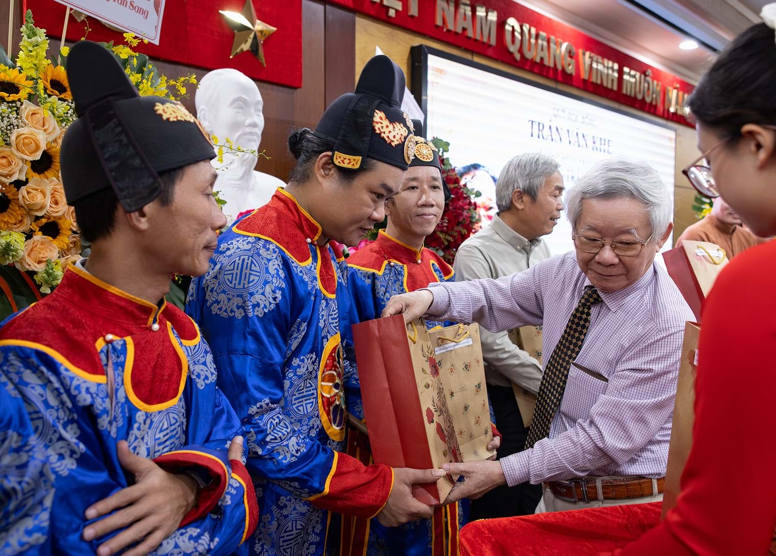 Giải thưởng Trần Văn Khê: Vinh danh người giữ mạch nguồn âm nhạc dân tộc