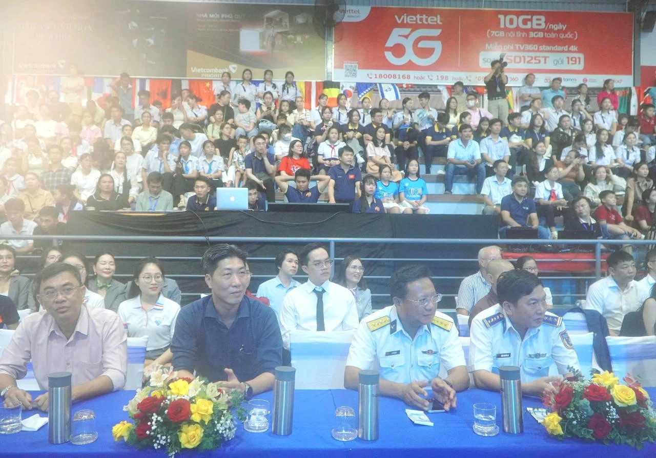 Phú Quốc xây dựng cửa ngõ du lịch quốc tế từ con người đến sân bay