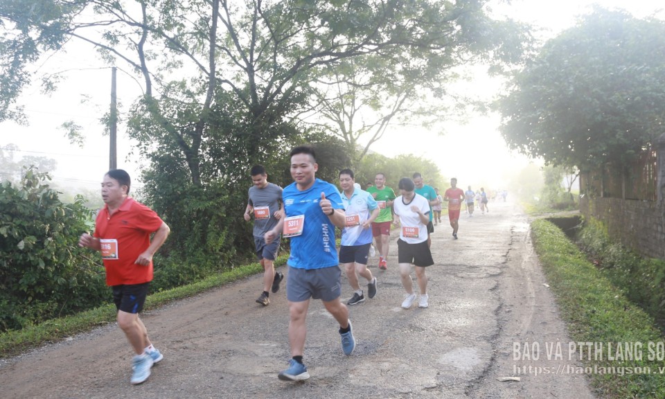 Tiền Phong Marathon Điện Biên Discovery: Hành trình chạy giữa di sản và núi rừng