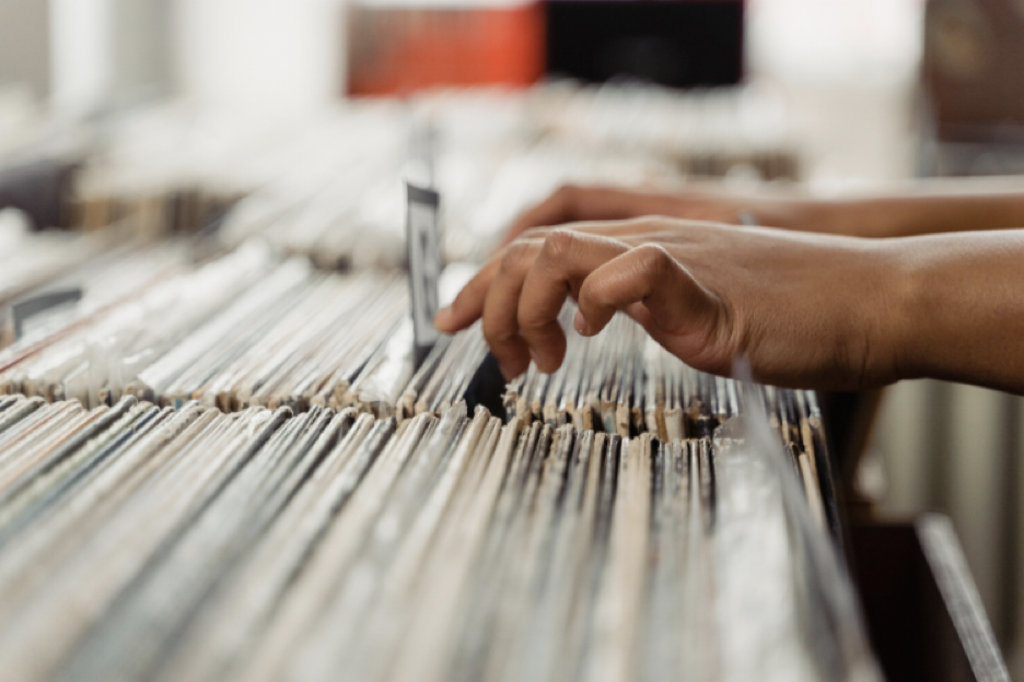 Taylor Swift’s Vinyl Restock And The New Power Of Physical Pop