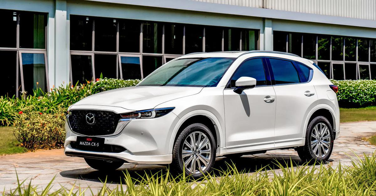 SUV cỡ nhỏ tháng 8 giảm giá mạnh: có nên xuống tiền?