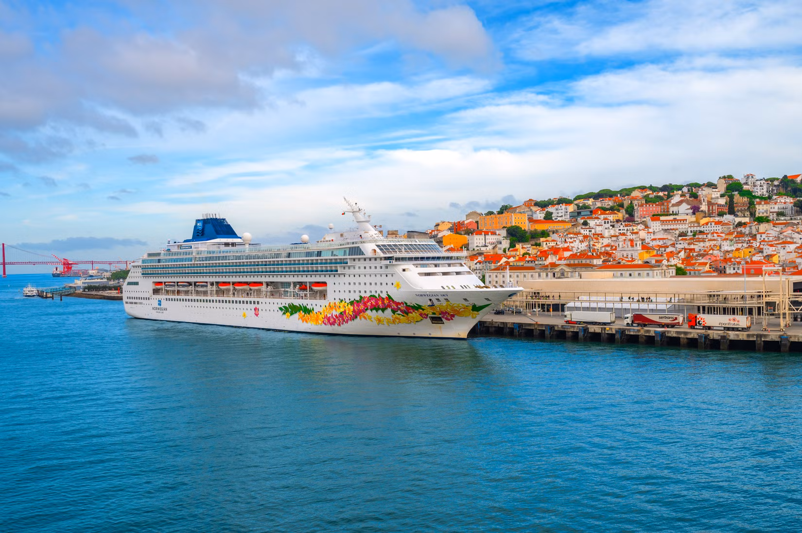 How Geopolitical Tensions Are Reshaping Smart Travel Planning