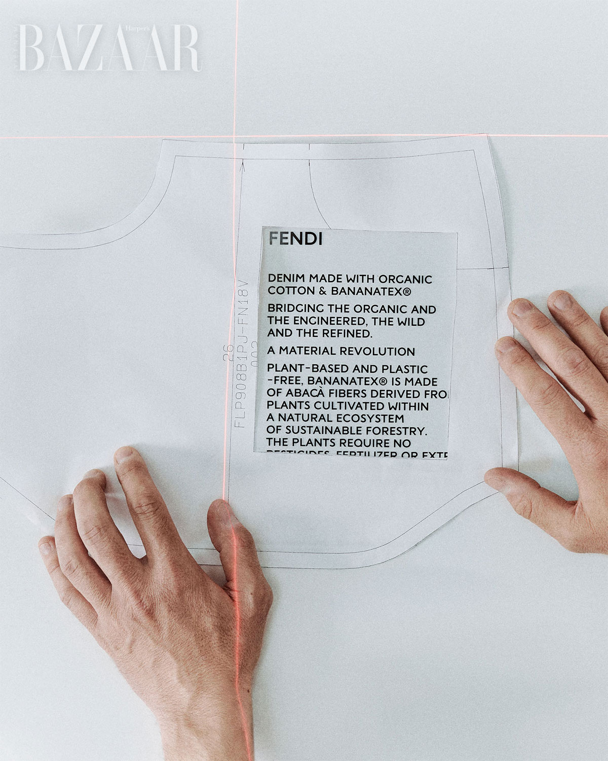 Fendi định nghĩa lại denim cao cấp với sợi chuối bền vững