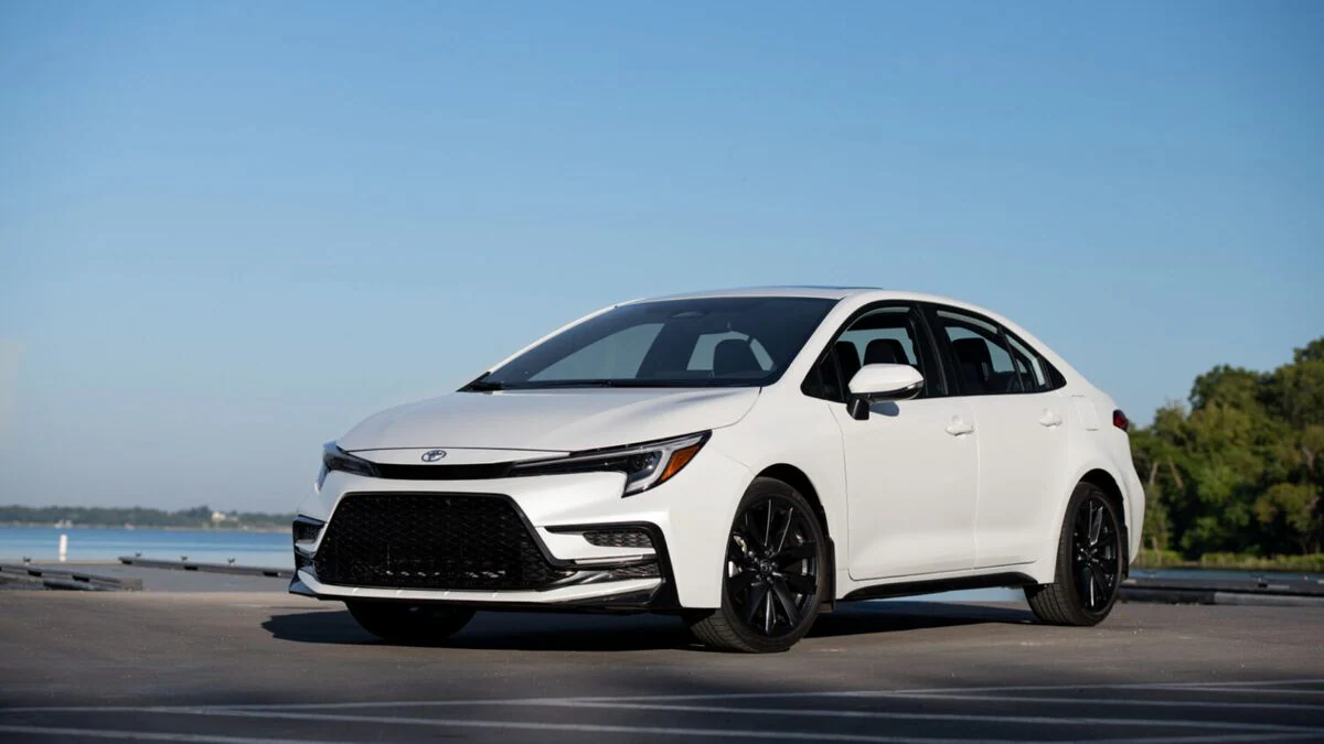 Best Car Lease Deals Under $300 a Month Right Now
