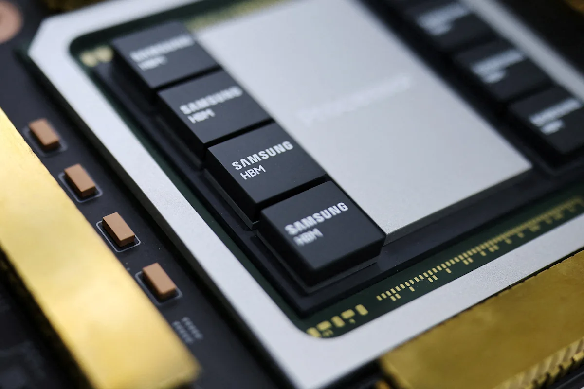 Why Memory Shortages Are Pushing Flagship Phone Prices Higher