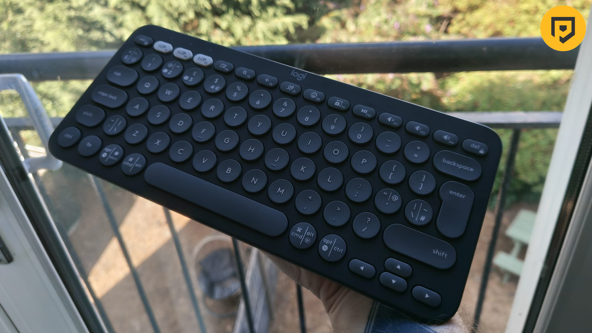 The Best Accessories to Transform Your Handheld Gaming PC Into a Portable Powerhouse