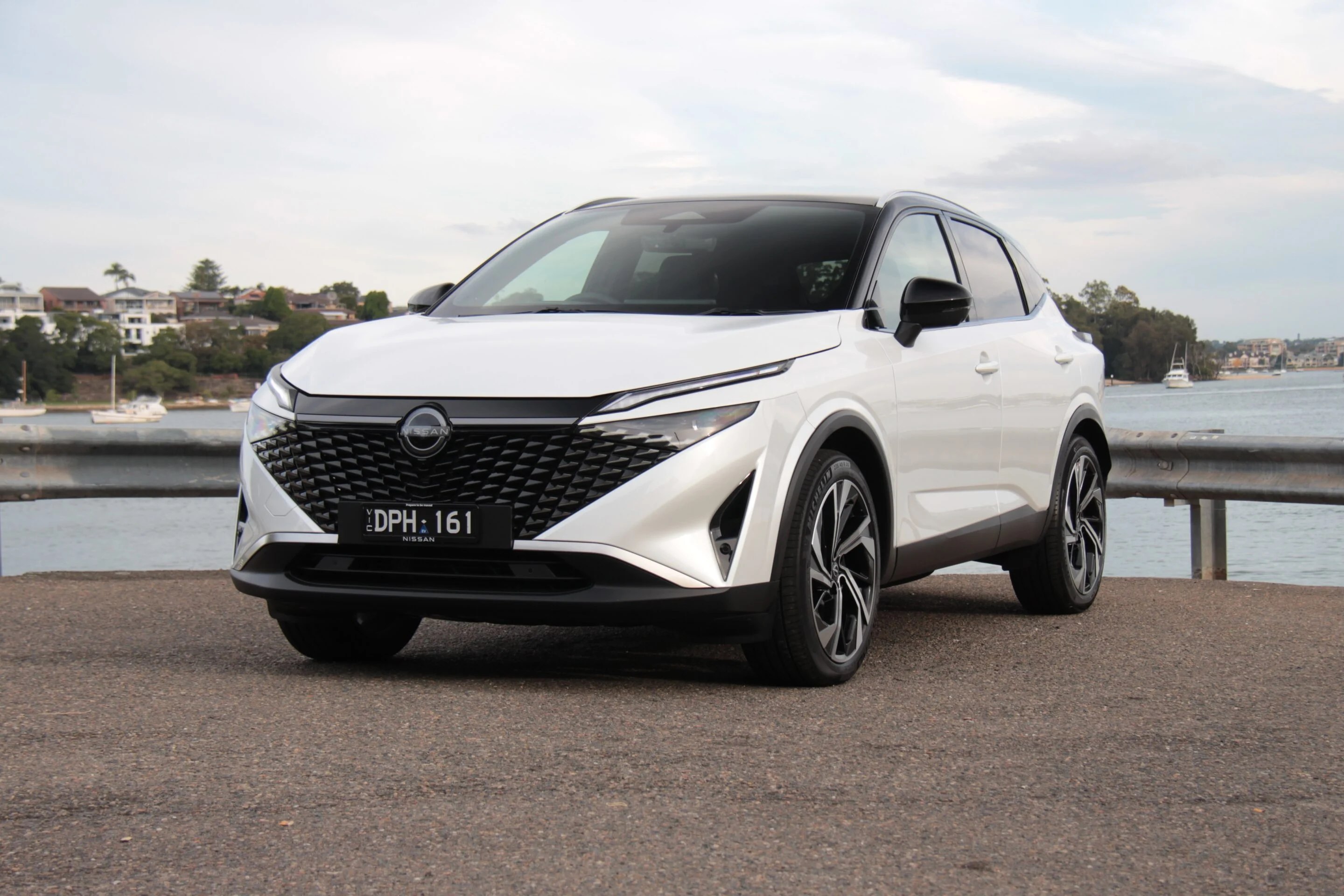 Nissan Qashqai Hybrid’s 1,230-Mile Record: Hype or Real Win for SUV Buyers?