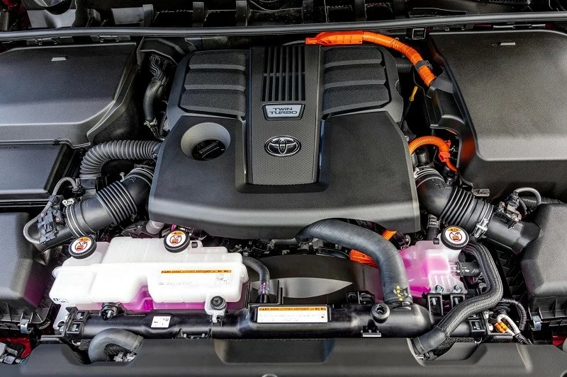 Ba mẫu SUV hybrid sắp về Việt Nam: Chọn Lexus ES, Toyota Land Cruiser hybrid hay Subaru Forester HEV?