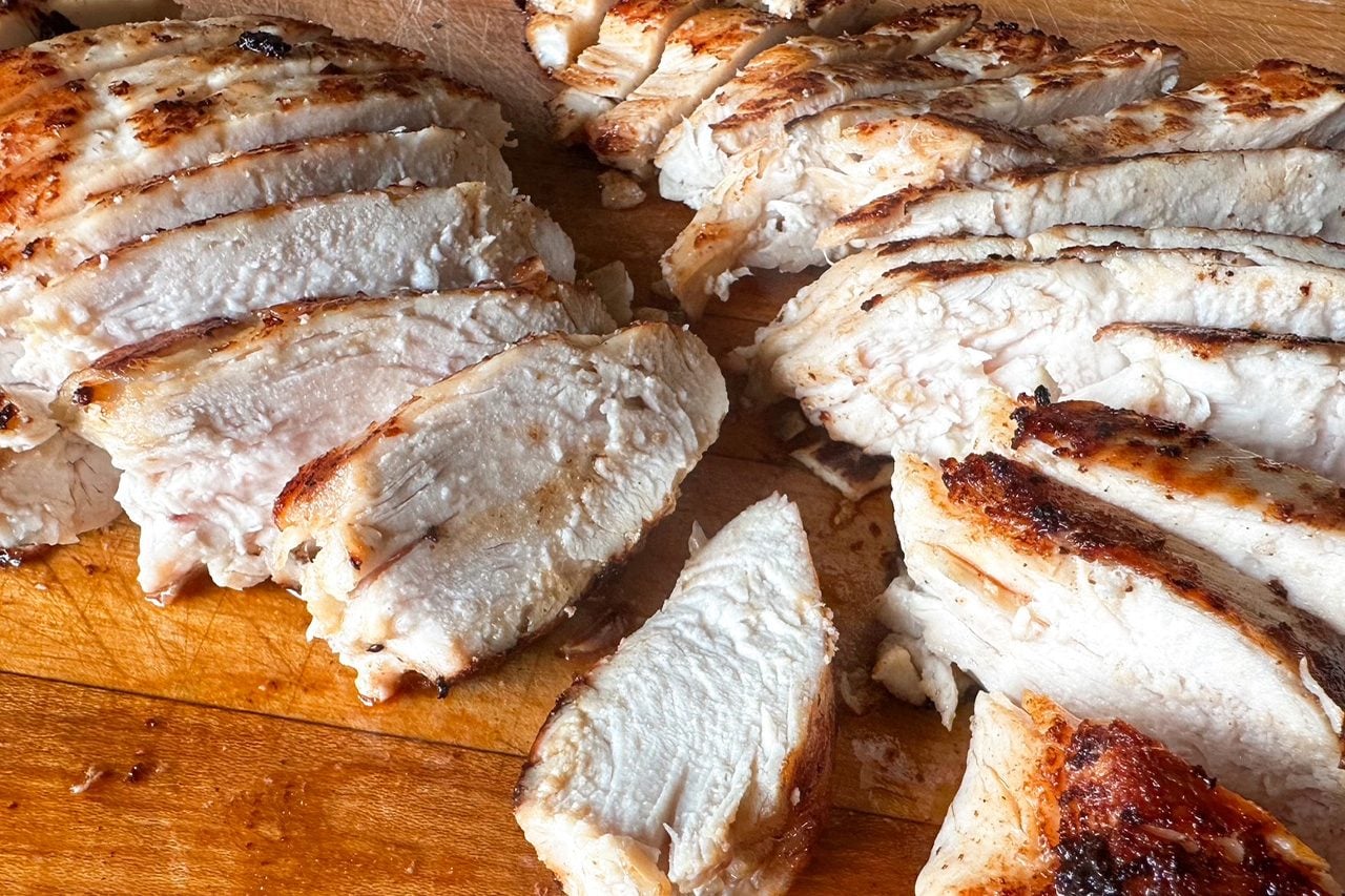 How Kiwi Juice and Tajín Turn Plain Chicken Into Weeknight Winners