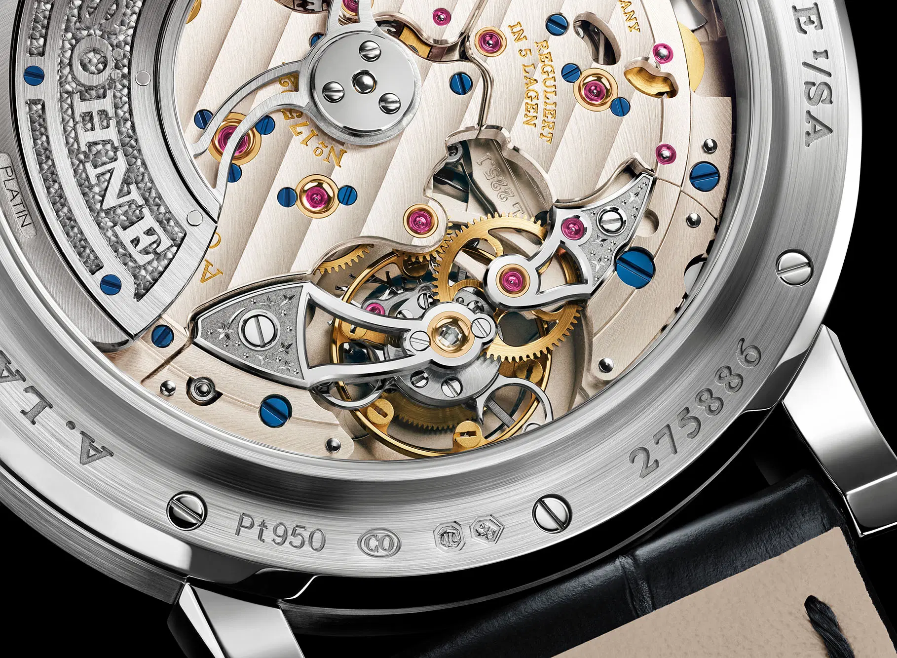 How Luxury Watchmakers Redefine Design Through Materials and Craft