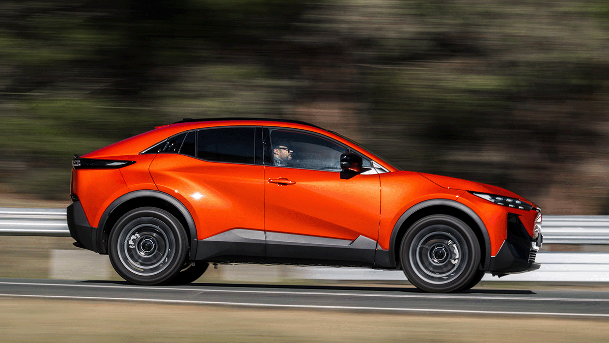 Ford Mustang Mach-E GT eAWD vs Subaru Uncharted: Which AWD EV Feels More Premium?