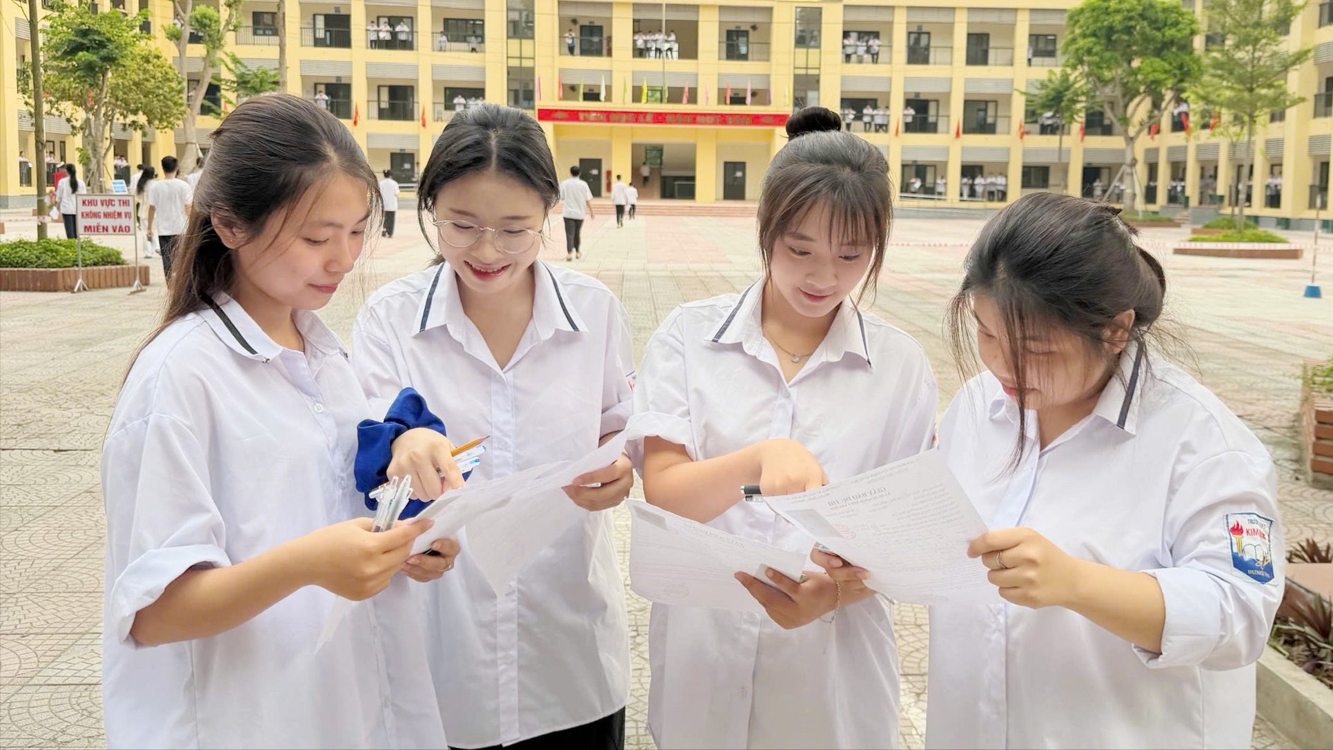 Lọc ảo xét tuyển đại học kết thúc 9/8: Cú xoay dữ liệu phút chót