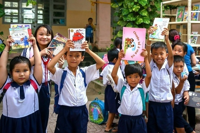 Cách dùng màn hình quan trọng hơn số phút trẻ nhìn