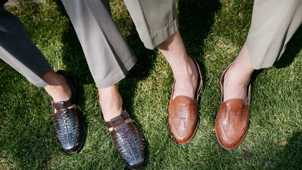 The Sandal Formula: How to Style Comfortable Slip-Ons for Any Casual Occasion