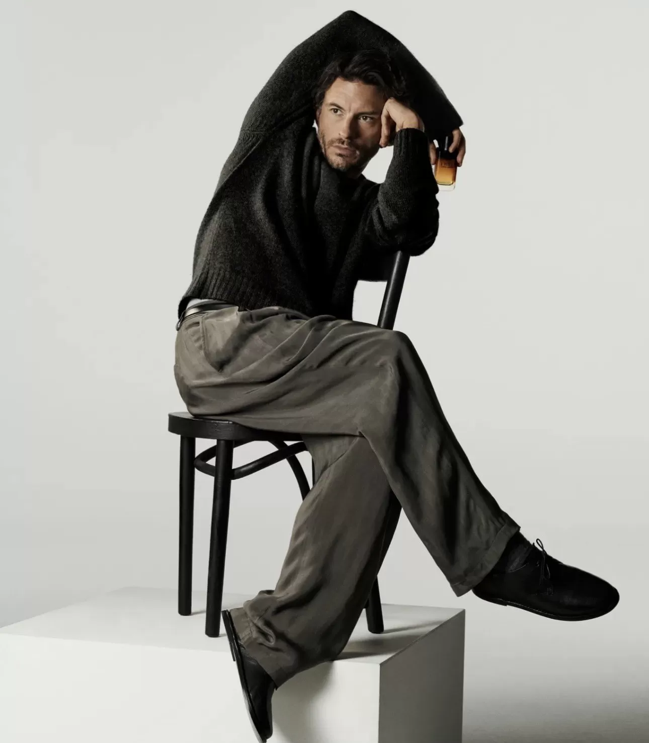 Jonathan Bailey Makes Armani I Will a Story, Not Just a Scent