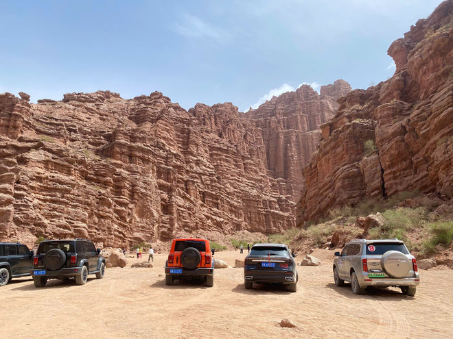 Du khách Việt rời bỏ tour giá rẻ để “đi để sống”
