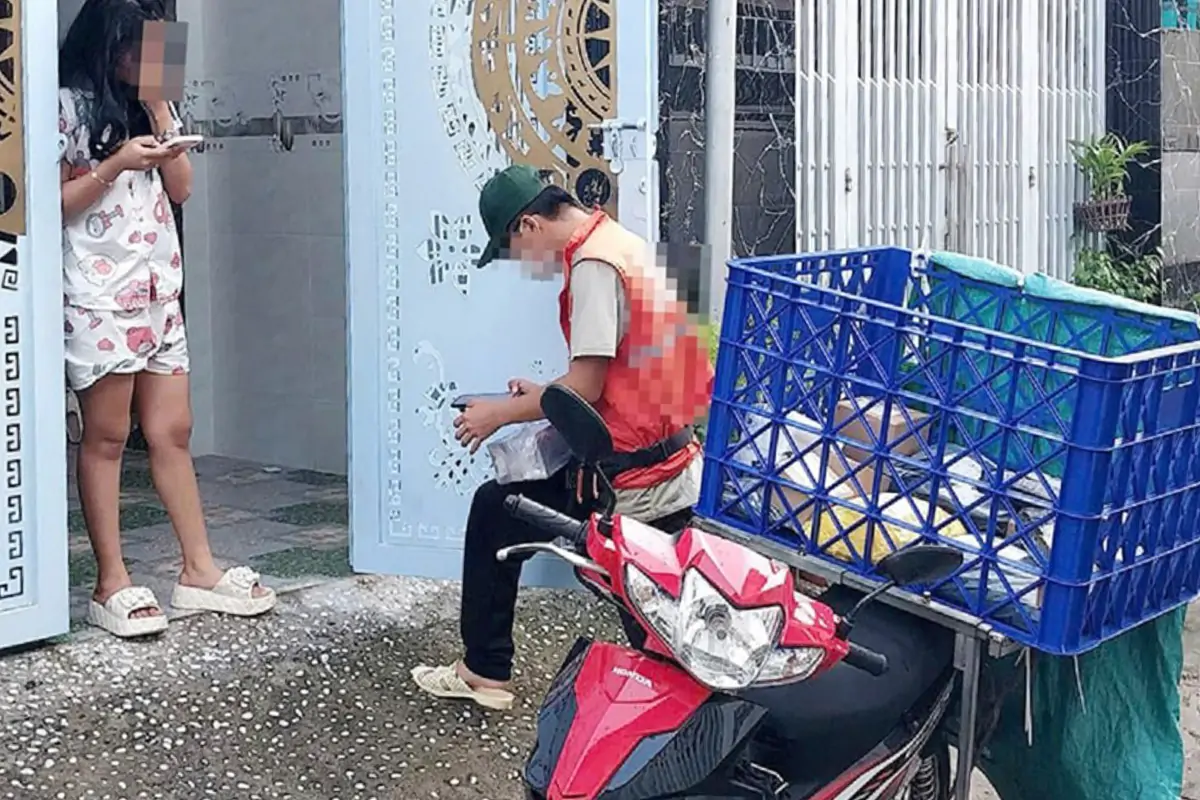 Cách nhận diện và tránh bẫy lừa đảo giả danh shipper giao hàng