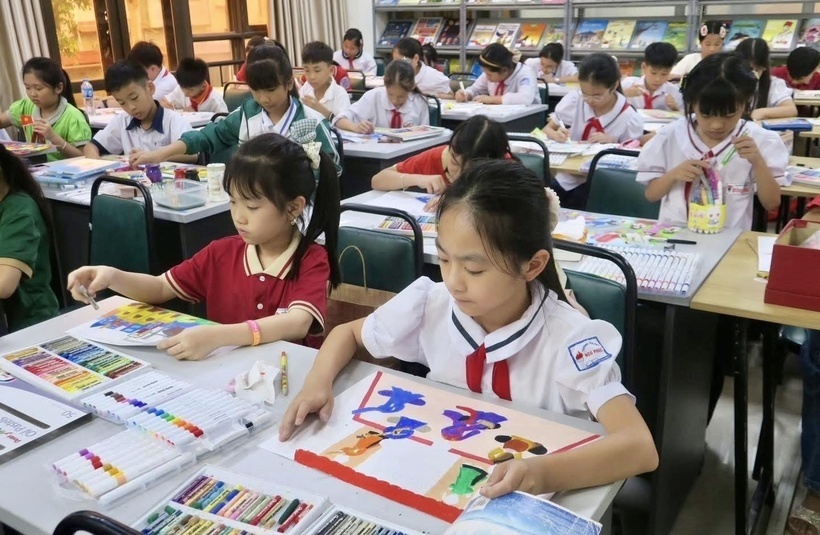 Nhận biết con bị ép học thêm và cách bảo vệ quyền lợi