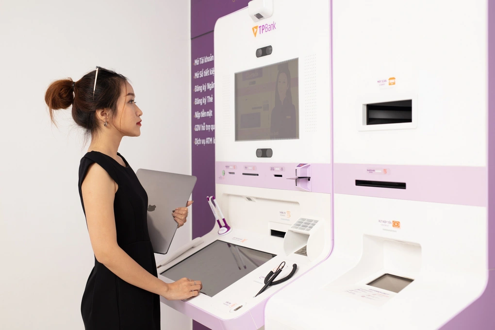 Rút tiền qua mã QR: Bước ngoặt quản lý dòng tiền cho doanh nghiệp