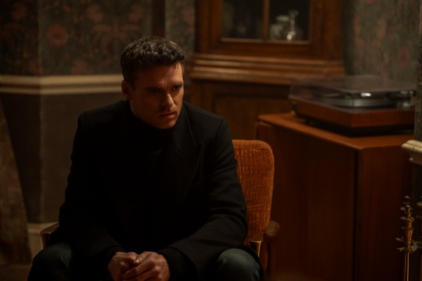 Richard Madden Turns Combat Medicine into High-Stakes Drama in Trauma