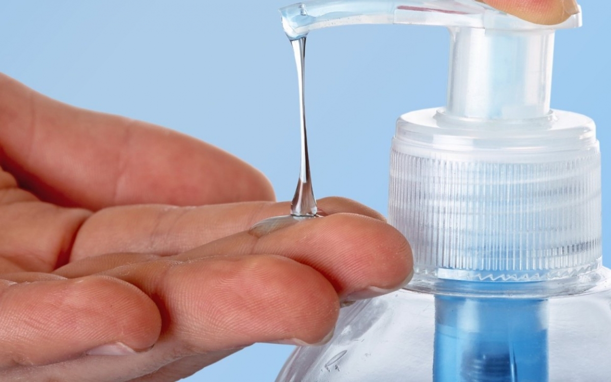 Cảnh báo khẩn: Thu hồi nước rửa tay Layer Clean và 2 lô mỹ phẩm kém chất lượng