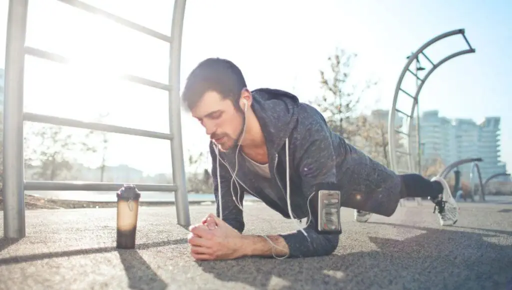 Plank Hold and Balance Tests: How Your Functional Fitness Stacks Up by Age Group