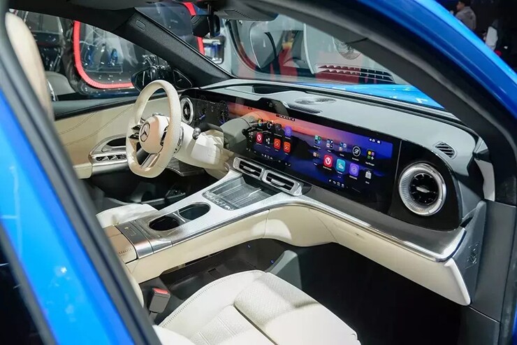 Mercedes-Benz GLC điện vs Range Rover Electric: cuộc đua SUV điện hạng sang