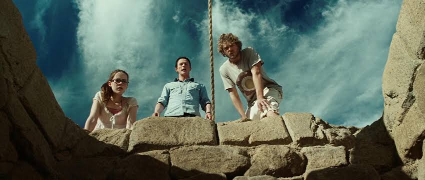 18 Horror Movies Worth Binge-Watching on Netflix Right Now