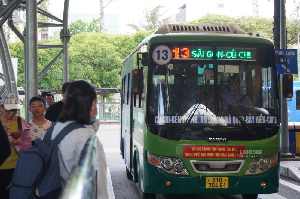 Xe buýt miễn phí TPHCM: Hướng dẫn thẻ giao thông và bốc thăm thưởng