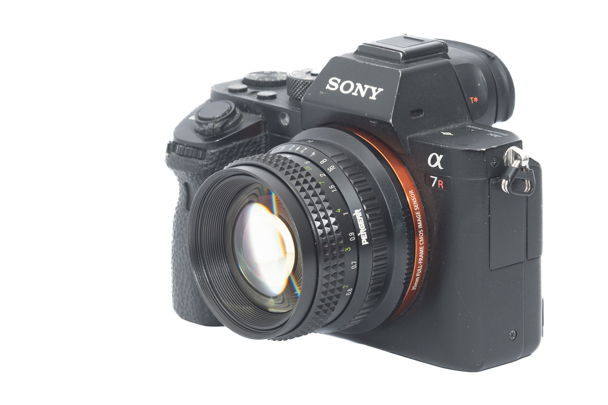 Budget Fast Primes Face Off: Pergear 50mm f/1.4 vs Sirui Aurora 85mm f/1.4