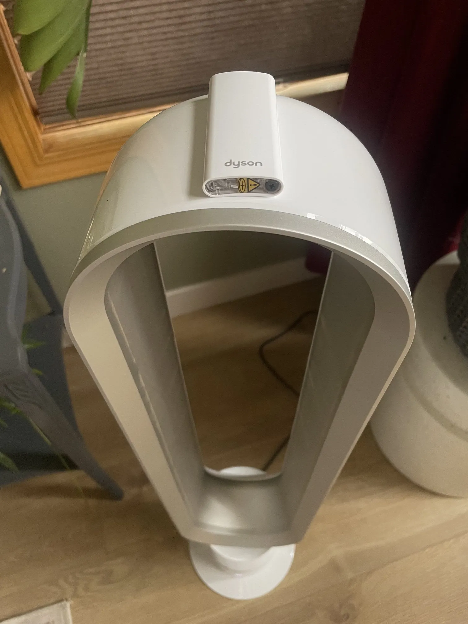 Dyson Cool Tower Fan Review: Quiet Power for Cozy Rooms