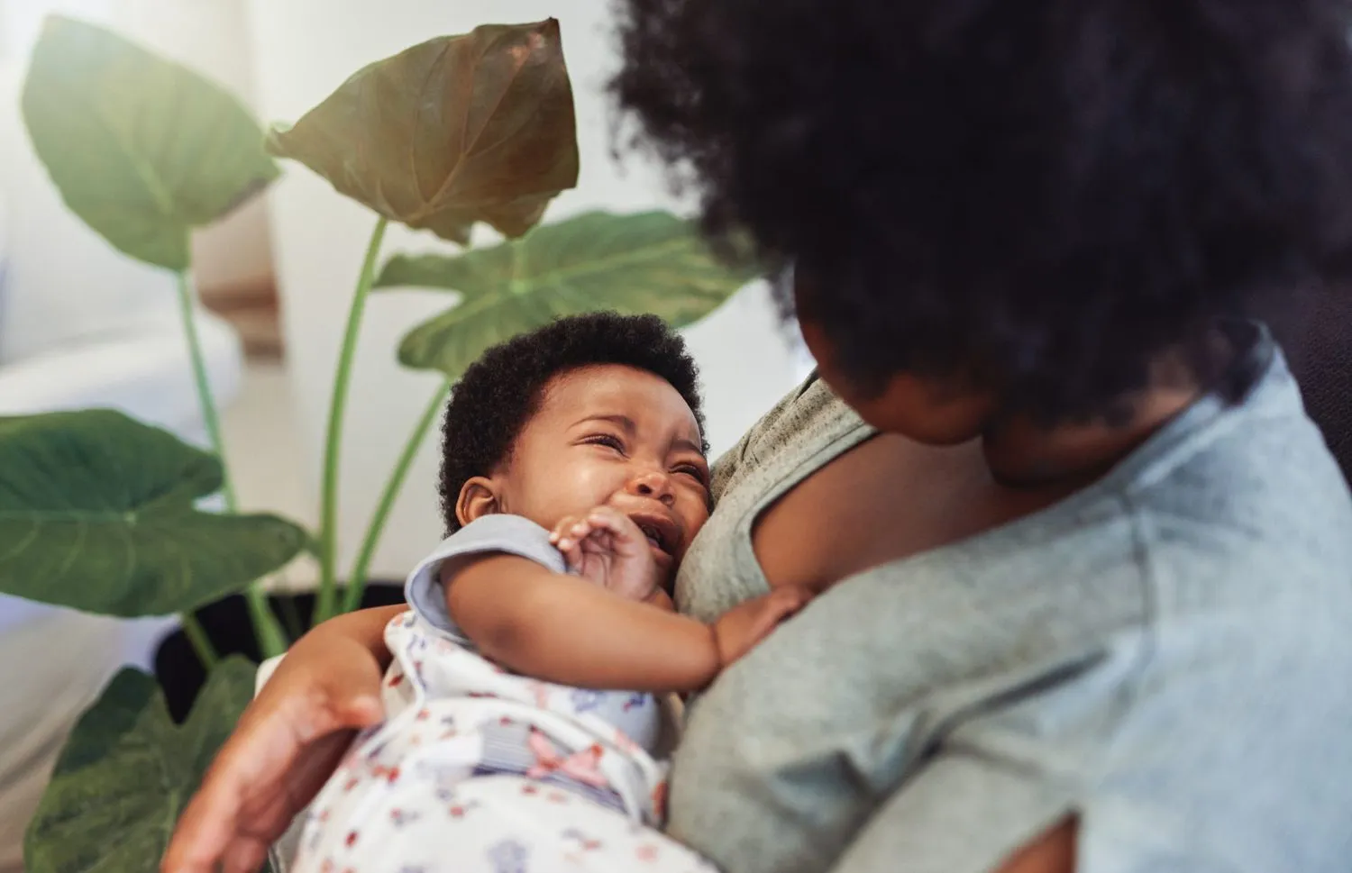 Foods That Make Breastfed Babies Gassy: A Parent’s How-To Guide