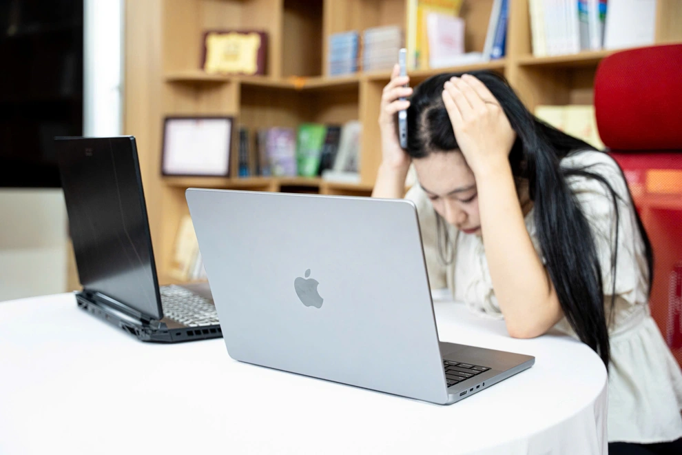 Tốc độ vs chất lượng: Cái giá thật của AI văn phòng
