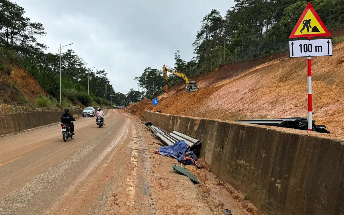 Mưa lũ xé nát quốc lộ miền Bắc: khắc phục khẩn cấp hay chấp nhận sống chung với sạt lở?