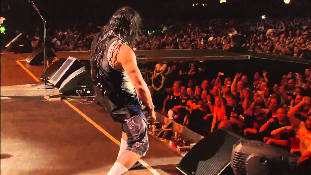 How Robert Trujillo Chose Metallica at a Hard Rock Crossroads